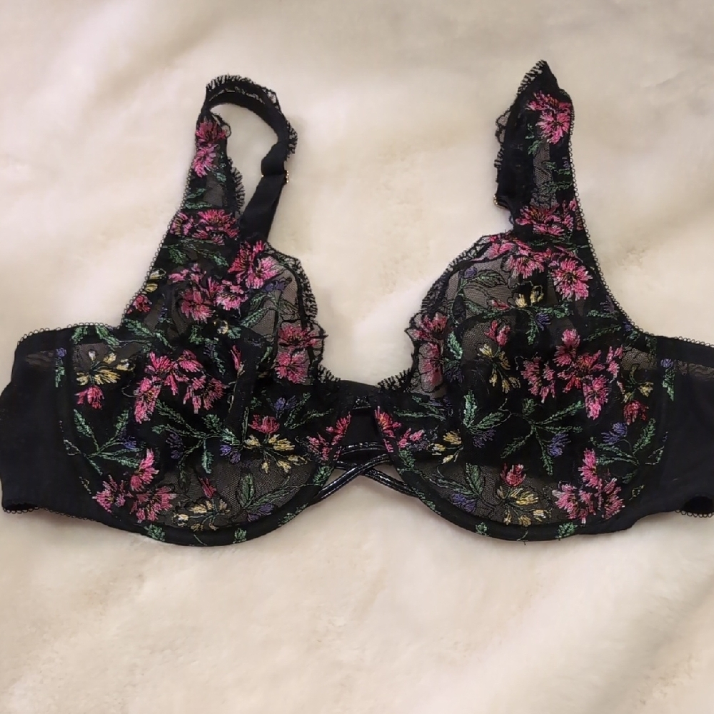 Victoria's Secret Black and Pink Floral Lace Unlined Demi Bra